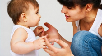 Các mốc phát triển của trẻ 6-12 tháng tuổi