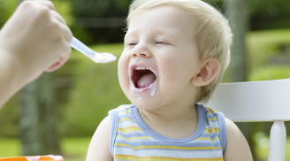 Thời điểm vàng cho trẻ ăn sữa chua tốt nhất