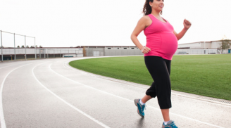 Mẹ bầu vô tình hại thai nhi nếu đi bộ không đúng cách
