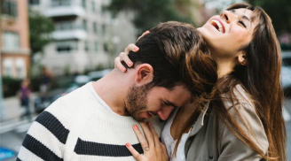 Vì sao phụ nữ thành đạt cực thích hẹn hò với phi công trẻ?