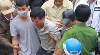 Vụ sạt lở núi ở Khánh Hòa: Đau đớn nhìn thi thể vợ và con trai 19 tuổi nằm sâu dưới lớp đất đá