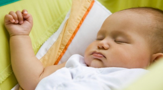 Trẻ dưới 2 tuổi nên ngủ bao nhiêu tiếng 1 ngày là chuẩn?