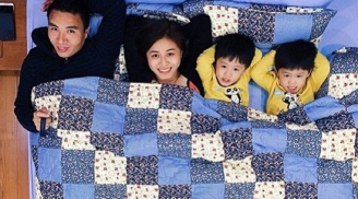 MC Hoàng Linh khoe ảnh 'giường chiếu' với bạn trai mới
