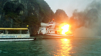 Tàu cháy dữ dội trên vịnh Hạ Long: Nguyên nhân cháy là do... chập điện?
