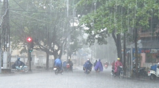 Vùng áp thấp tiến sát đảo Phú Quý, mưa lớn tại Nam Trung Bộ