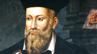 Lời sấm truyền của Nostradamus khiến toàn thế giới phải trong tư thế...'sẵn sàng chiến đấu'.