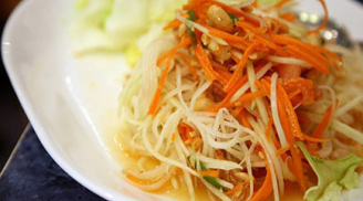 Cách làm nộm đu đủ xanh chua giòn ngon khó cưỡng ai ăn cũng mê tít