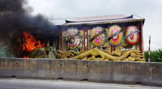 Tin mới nhất vụ xe tang cháy ngùn ngụt trên QL1A Thanh Hóa