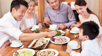 Thói quen khi ăn khiến bệnh ung thư tăng vọt mà quá 80% người Việt mắc