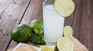 Dùng chanh kiểu này giảm cân còn nhanh hơn hút mỡ ăn kiêng, thể dục
