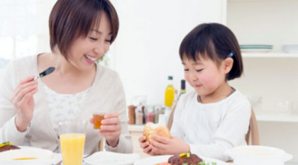 Sai lầm khi ăn sáng khiến trẻ kém thông minh, 90 % mẹ Việt mắc phải