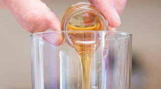 Uống 1 cốc mật ong pha nước ấm mỗi ngày điều kỳ lạ sẽ xảy ra với cơ thể