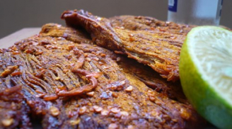 Cách làm thịt bò khô miếng tại nhà