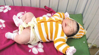 Kinh ngạc những em bé vừa chào đời đã có cân nặng 'khủng' nhất Việt Nam