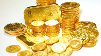 Giá vàng hôm nay 1/11: Vẫn tăng bất chấp giá vàng thế giới rớt giá thê thảm