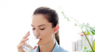 Uống nước theo đúng cách này vừa ngừa ung thư lại hạn chế được bệnh tim mạch, luôn trẻ khỏe