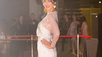 Hoa hậu Thu Thủy xuất hiện 'ăn đứt' cả dàn sao trên thảm đỏ Tuần lễ thời trang