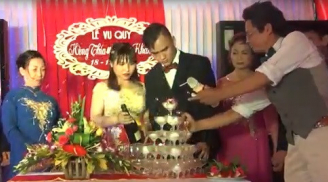 Chú rể đen nhất vịnh Bắc Bộ: Bị nút chai bật trúng mặt khi mở rượu trong đám cưới