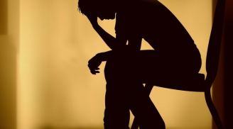 Vô tình thấy vợ lén cầm một túi đen vào nhà vệ sinh, theo dõi nào ngờ tôi phát hiện sự thật động trời...