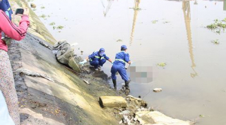NÓNG: Phát hiện một thi thể nam thanh niên đội mũ bảo hiểm trôi dưới kênh đào
