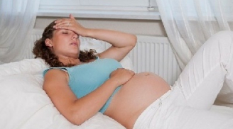 Gân xanh nổi ở chân khi mang thai có nguy hiểm không?