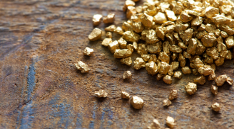 Giá vàng ngày 19/5: Vàng trong nước vẫn tiếp tục lao dốc