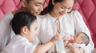 Gương mặt con gái mới sinh của Phan Hiển - Khánh Thi lần đầu được tiết lộ