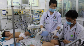 Tay chân miệng ở Hà Nội tăng gấp đôi: Đa số trẻ t.ử v.ong do cha mẹ chủ quan điều trị tại nhà