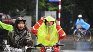 Thời tiết hôm nay dự báo Hà Nội cả ngày nắng ráo, TP.HCM có mưa rào và dông