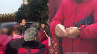 Hàng trăm cụ bà chuyên chặn xe hoa 'vòi tiền' cô dâu, chú rể gây bức xúc