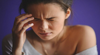 Bác sĩ cảnh báo: đau đầu sau khi khóc, dấu hiệu bệnh nguy hiểm bạn cần phải biết ngay kẻo muộn