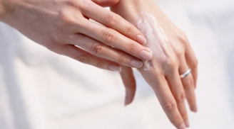 6 thói quen khiến bàn tay già đi trông thấy cần phải loại bỏ ngay