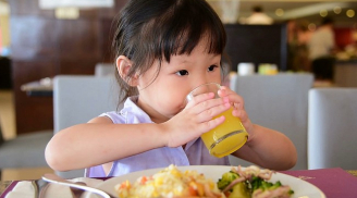 6 sai lầm khi CHO TRẺ ĂN SÁNG mà các bà mẹ Việt thường mắc phải, điều cuối cùng dễ gây UNG THƯ
