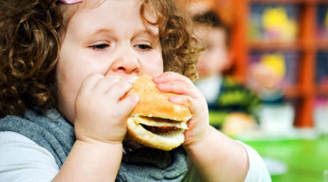 6 thực phẩm dễ gây béo phì cho trẻ nhưng các mẹ vẫn cho con ăn mỗi ngày