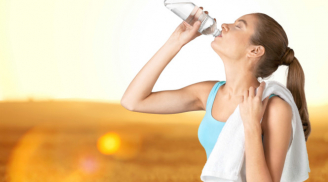 Uống nước ấm hay nước lạnh sẽ tốt hơn cho sức khỏe: Câu trả lời khiến nhiều người bất ngờ
