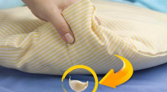 Bỏ 1 lát tỏi dưới gối trước khi đi ngủ, buổi sáng thức dậy bạn sẽ thấy được ngay điều kì diệu