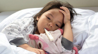 Sai lầm khi trẻ bị sốt xuất huyết khiến bệnh thêm nặng