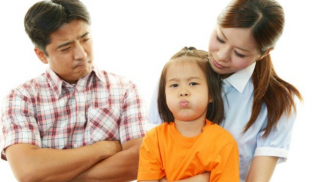 3 tác hại không lường khi cha mẹ quá nuông chiều con cái