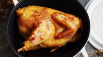 Cho thịt gà vào nồi cơm điện theo cách này, chưa đầy 1 tiếng sau có ngay món ăn ngon hơn nhà hàng
