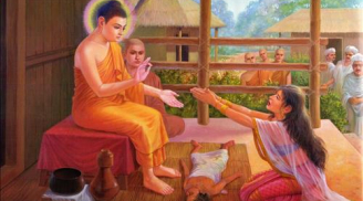Người mẹ quỳ gối xin giúp con sống lại, được Phật dẫn đường, chợt tỉnh ngộ về nguồn gốc thực sự của sinh tử