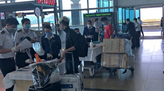 Chuyến bay đặc biệt đưa 148 du khách Trung Quốc từ Khánh Hòa về nước