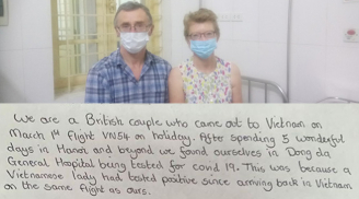 Vợ chồng du khách người Anh viết tâm thư sau gần 2 tuần cách ly ở Việt Nam