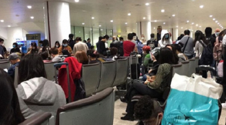 Covid-19: Từ ngày 22/3, Việt Nam dừng nhập cảnh với người nước ngoài, người gốc Việt có giấy miễn thị thực