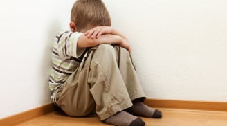 5 dấu hiệu cảnh báo trẻ dễ mắc rối loạn tự kỷ: Cha mẹ cần đặc biệt lưu ý