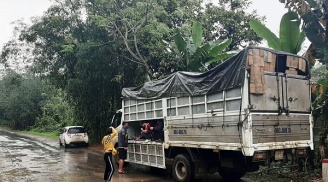 Phát hiện 15 người trốn trong thùng xe tải, vượt chốt kiểm soát dịch để đi đám ma