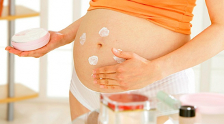 Mẹ bầu cũng cần phải xinh nhưng với 5 loại mỹ phẩm sau tránh càng xa càng tốt
