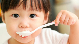 Bổ sung sữa chua cho trẻ dưới 1 tuổi đúng cách, mẹ đã biết chưa?