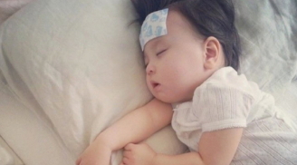 Trẻ bị sốt: 4 trường hợp cha mẹ cần đưa bé đến bệnh viện ngay lập tức