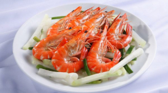 Tôm rất giàu canxi nhưng có 3 bộ phận cực bẩn, ăn vào dễ nhiễm độc