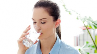 5 khung giờ uống nước tốt cho sức khỏe của bạn, nhất là điều thứ 2